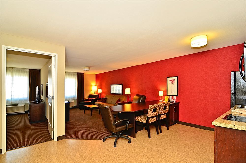 Hawthorn Extended Stay By Wyndham Дикинсон Экстерьер фото