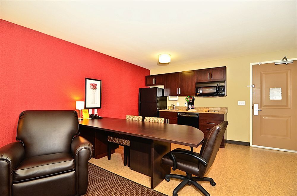 Hawthorn Extended Stay By Wyndham Дикинсон Экстерьер фото
